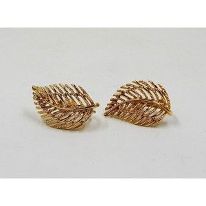 Napier Gold Tone Leaf Openwork Screwback Clip On Earrings Signed
